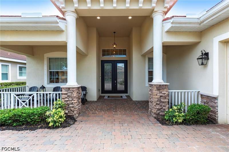 3 bedroom SingleFamilyResidence at 3971 Otter Bend Cir, Otter Bend, Fort Myers — photo 4