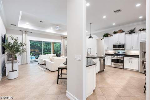 3971 Otter Bend Cir, Fort Myers FL - photo 8 of 45