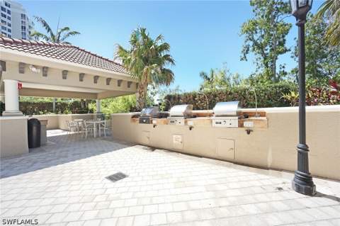 7225 Pelican Bay Blvd 502, Naples FL - photo 24 of 27