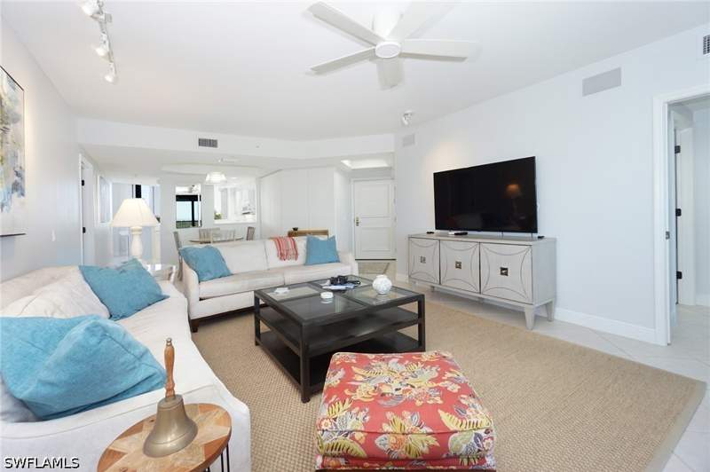 2 bedroom Condominium at 7225 Pelican Bay Blvd 502, Coronado, Naples — photo 5