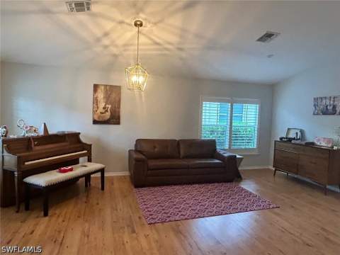 8439 Hollow Brook Cir, Naples FL - photo 8 of 22