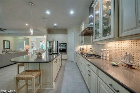 21551 Oaks Of Estero Cir S, Estero FL - photo 6 of 31