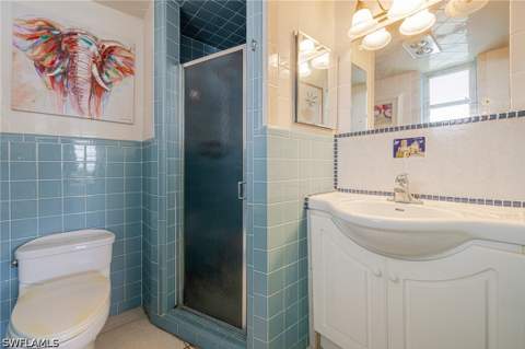 4216 SE 4th Pl 12, Cape Coral FL - photo 13 of 33