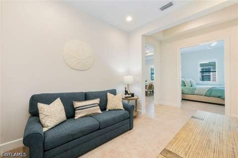 6439 Negril Isle Dr, Naples FL - photo 24 of 44