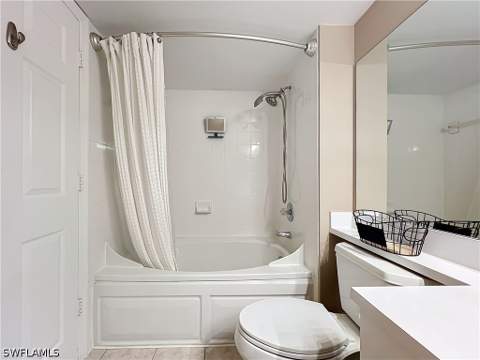 8930 Colonnades Ct E 626, Bonita Springs FL - photo 23 of 49