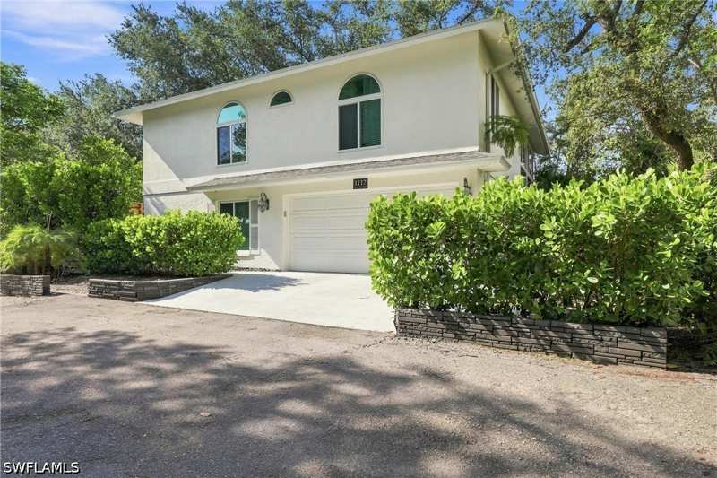 4 bedroom SingleFamilyResidence at 1117 Shady Rest Ln, Naples Imp Co Little Farms, Naples — photo 1