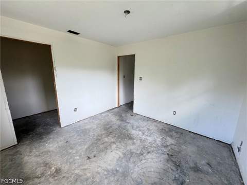 2215 Treehaven Cir N, Fort Myers FL - photo 14 of 16