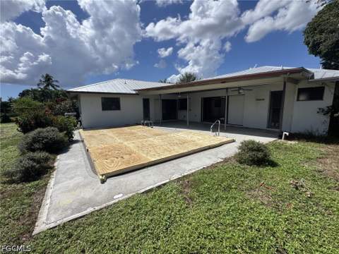 2215 Treehaven Cir N, Fort Myers FL - photo 16 of 16