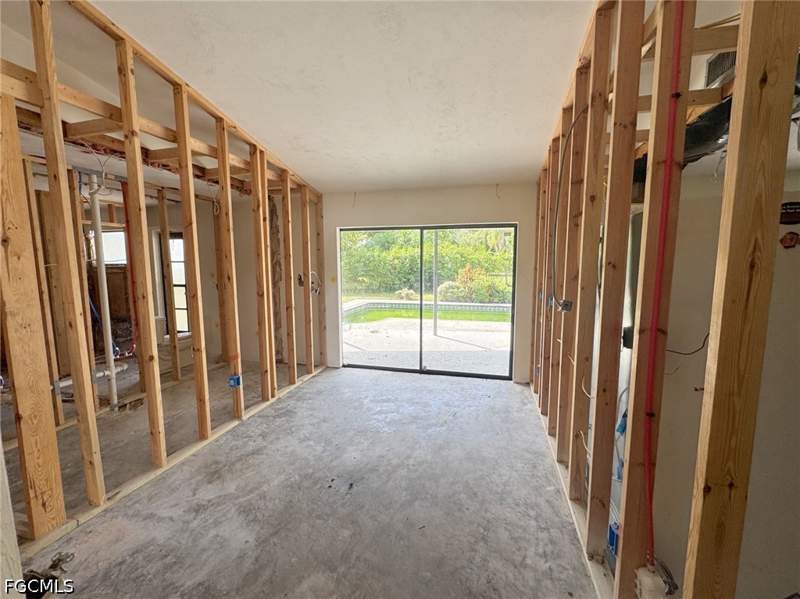 3 bedroom SingleFamilyResidence at 2215 Treehaven Cir N, Pinelake Subdivision, Fort Myers — photo 3
