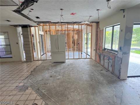 2215 Treehaven Cir N, Fort Myers FL - photo 9 of 16