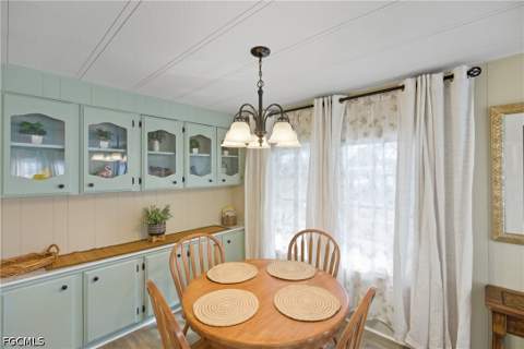 515 Blossom Ct, North Fort Myers FL - photo 10 of 44