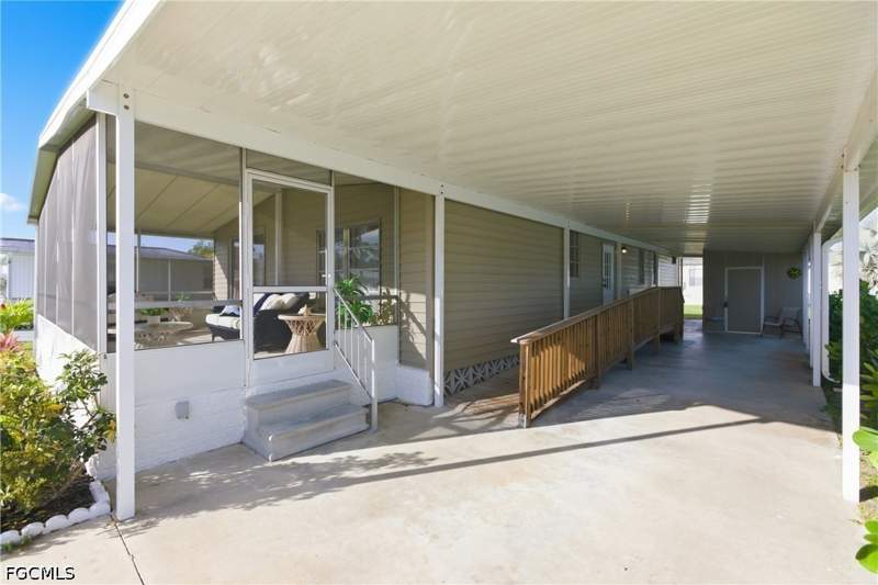 2 bedroom ManufacturedHome at 515 Blossom Ct, Forest Park Mobile Home, North Fort Myers — photo 5