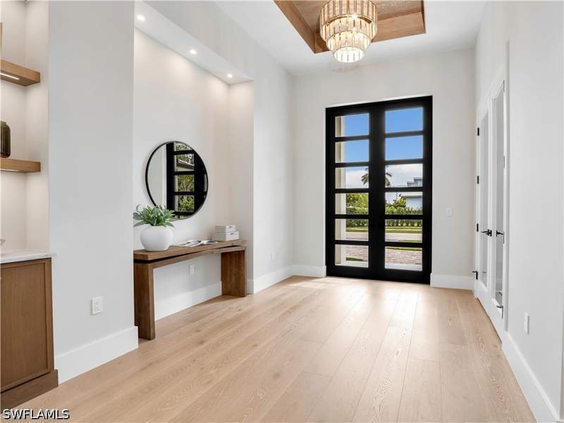 3 bedroom SingleFamilyResidence at 1343 12th St N, Lake Park, Naples — photo 5