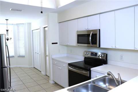 8055 Tiger Cv 603, Naples FL - photo 11 of 30