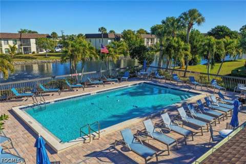 9271 Central Park Dr 206, Fort Myers FL - photo 22 of 27