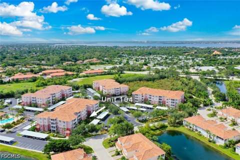 11700 Pasetto Ln 104, Fort Myers FL - photo 10 of 49