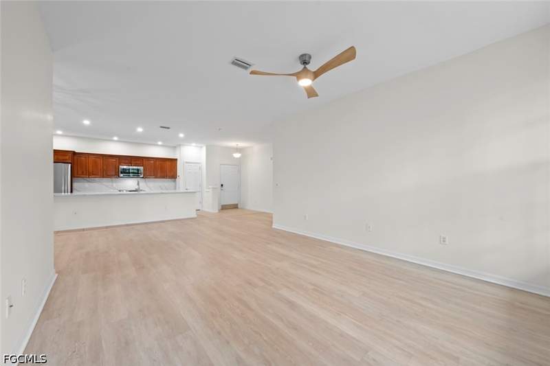 3 bedroom Condominium at 11700 Pasetto Ln 104, Royal Pointe, Fort Myers — photo 3