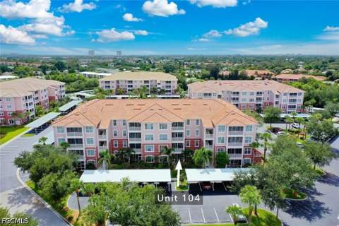 11700 Pasetto Ln 104, Fort Myers FL - photo 7 of 49