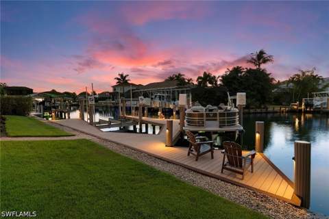 580 Goldcoast Ct, Marco Island FL - photo 8 of 45