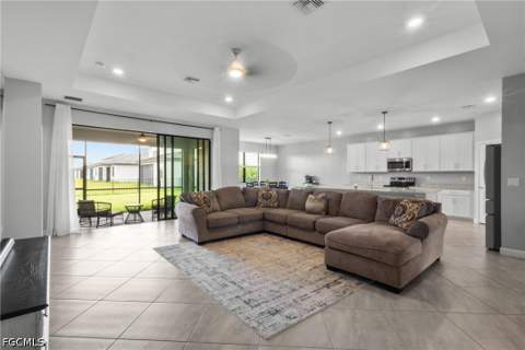 11387 Canopy Loop, Fort Myers FL - photo 6 of 50