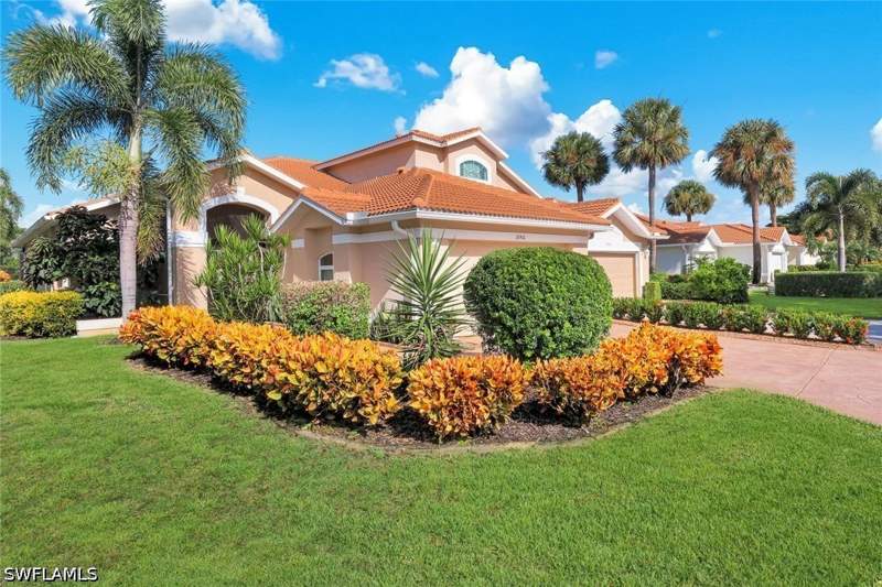 2 bedroom Attached at 26466 Clarkston Dr, Highland Woods Villas, Bonita Springs — photo 2
