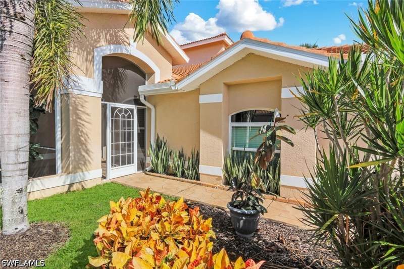 2 bedroom Attached at 26466 Clarkston Dr, Highland Woods Villas, Bonita Springs — photo 3
