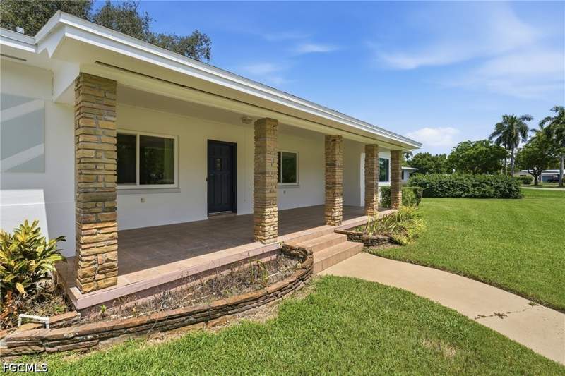 3 bedroom SingleFamilyResidence at 2610 Cortez Blvd, Edison Park, Fort Myers — photo 5