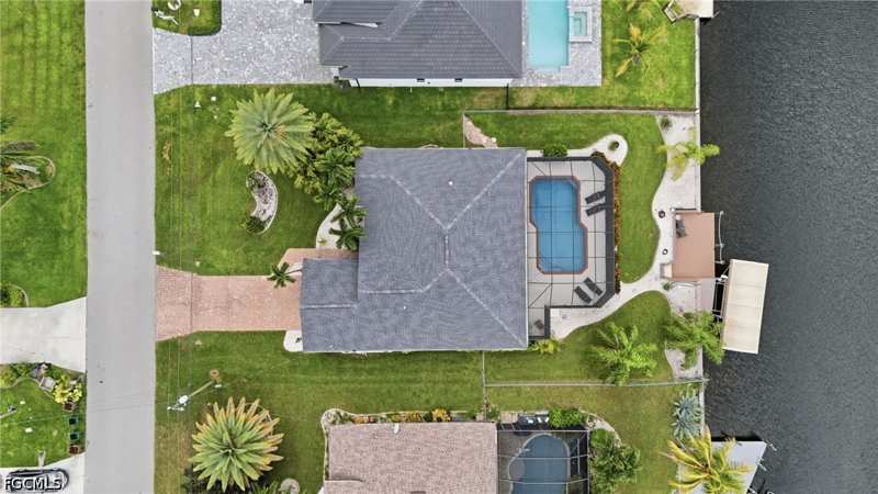 3 bedroom SingleFamilyResidence at 1327 SE 17th St, Cape Coral, Cape Coral — photo 1
