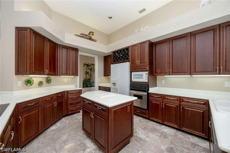 3 bedroom SingleFamilyResidence at 429 Rosemeade Ln, Rosemeade, Naples — photo 5