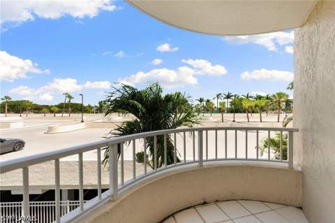 380 Seaview Ct 203, Marco Island FL - photo 17 of 30