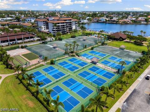380 Seaview Ct 203, Marco Island FL - photo 21 of 30