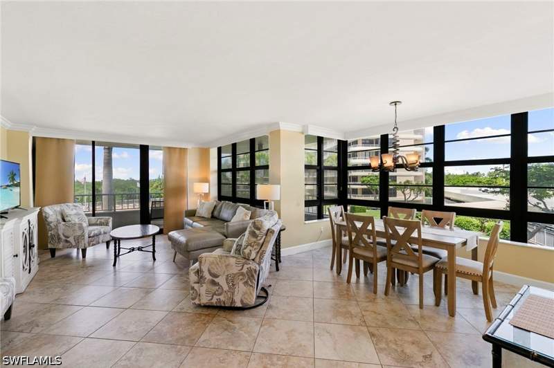 2 bedroom Condominium at 380 Seaview Ct 203, South Seas, Marco Island — photo 3