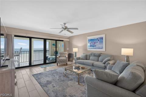 538 Estero Blvd 203, Fort Myers Beach FL - photo 11 of 40