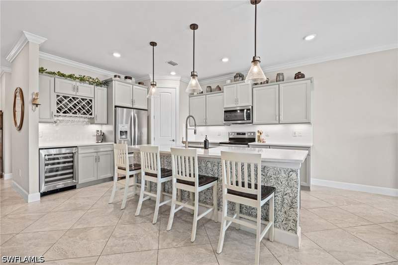 4 bedroom SingleFamilyResidence at 15510 Papyrus Ct, Hampton Lakes, Alva — photo 2
