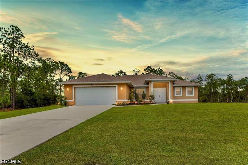 3 bedroom SingleFamilyResidence at 608 Truman Ave, Lehigh Acres, Lehigh Acres — photo 1
