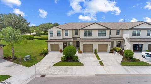 14087 Oviedo Pl, Fort Myers FL - photo 21 of 32