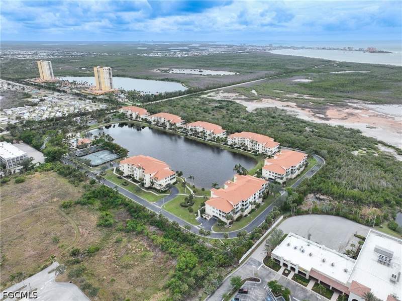 2 bedroom Condominium at 20051 Sanibel View Cir 303, Sanibel View Condo, Fort Myers — photo 2