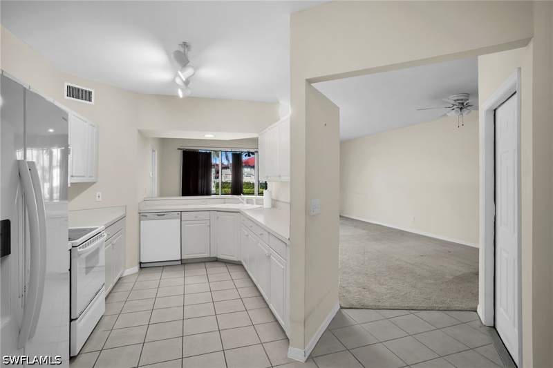 3 bedroom Attached at 295 Waterside Cir 101, Villas At Waterside, Marco Island — photo 3