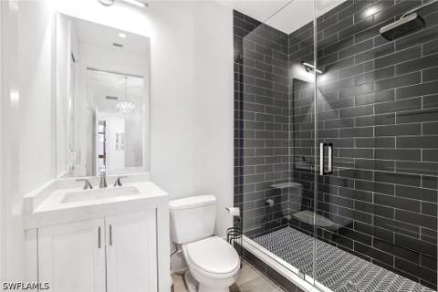850 Central Ave 207, Naples FL - photo 13 of 34