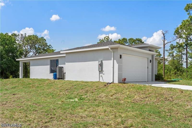 3 bedroom SingleFamilyResidence at 842 Naples Ave S, Lehigh Acres, Lehigh Acres — photo 4
