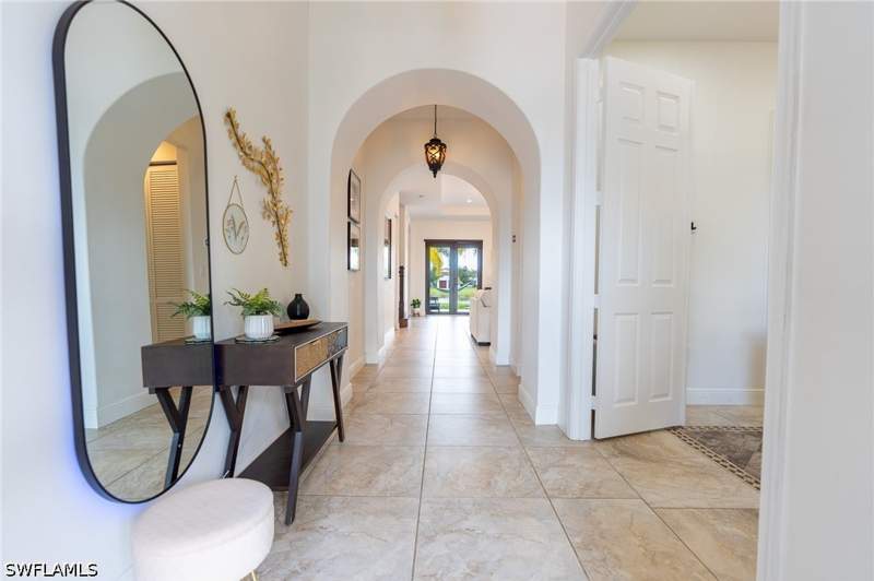 3 bedroom SingleFamilyResidence at 5142 Roma St, Maple Ridge, Ave Maria — photo 5