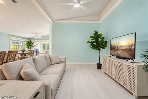 5434 Guadeloupe Way, Naples FL - photo 13 of 28