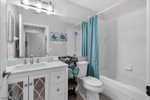21320 Lancaster Run 1115, Estero FL - photo 13 of 39