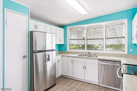 10074 Broken Woods Ct, North Fort Myers FL - photo 11 of 45