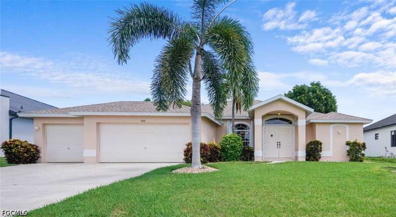 4 bedroom SingleFamilyResidence at 3841 SW 17th Pl, Cape Coral, Cape Coral — photo 1