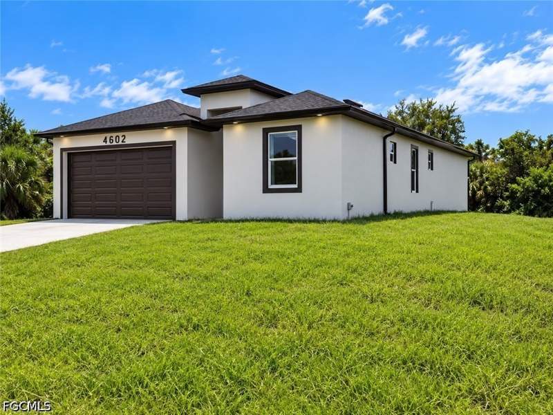 3 bedroom SingleFamilyResidence at 4602 Connie Ave S, Lehigh Acres, Lehigh Acres — photo 2