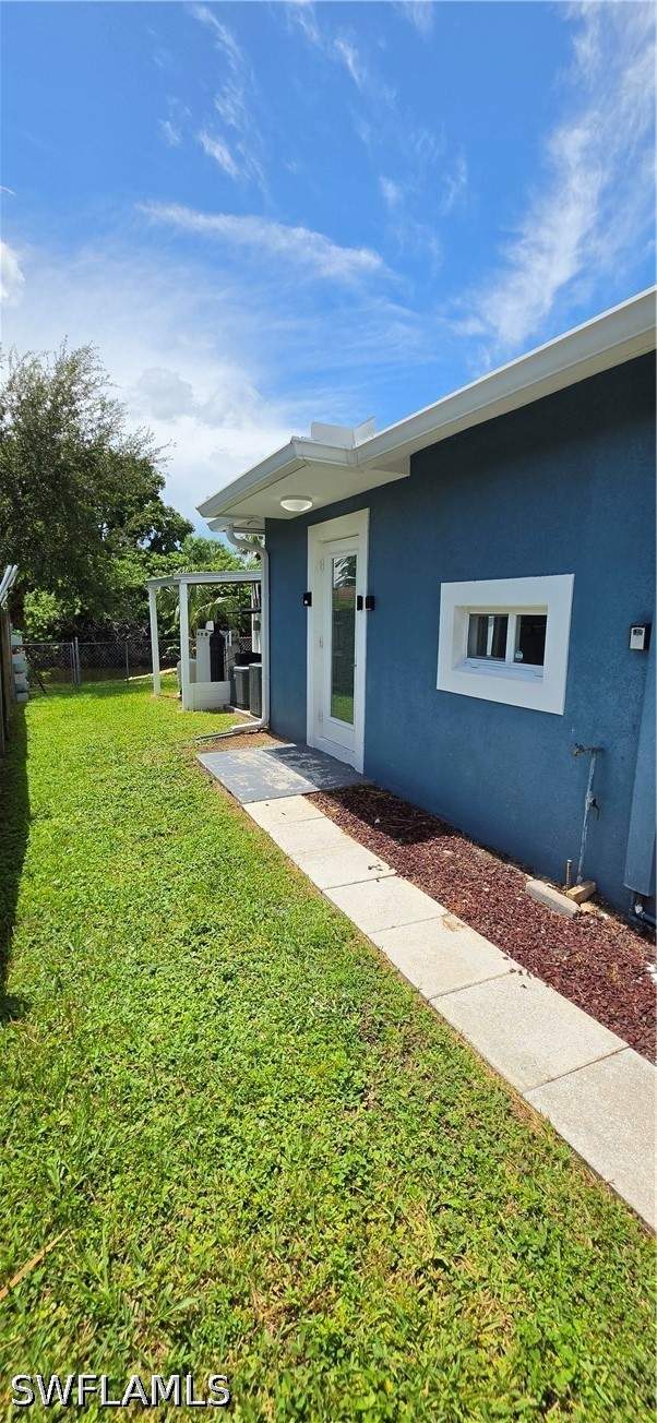 4 bedroom SingleFamilyResidence at 4536 25th Ave SW, Golden Gate City, Naples — photo 3