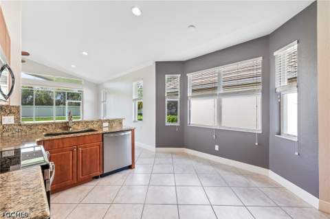 15376 Yellow Wood Dr, Alva FL - photo 11 of 45