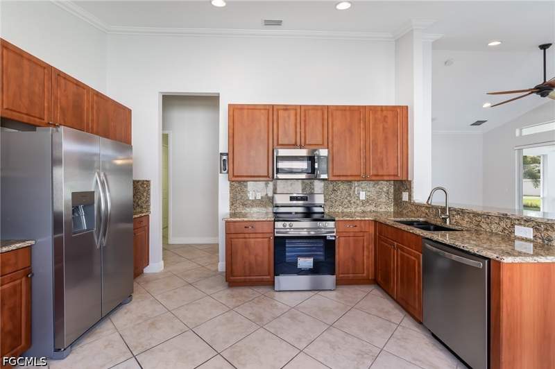 2 bedroom SingleFamilyResidence at 15376 Yellow Wood Dr, Cascades, Alva — photo 4