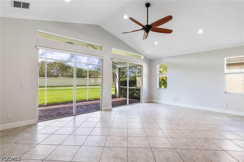 2 bedroom SingleFamilyResidence at 15376 Yellow Wood Dr, Cascades, Alva — photo 5